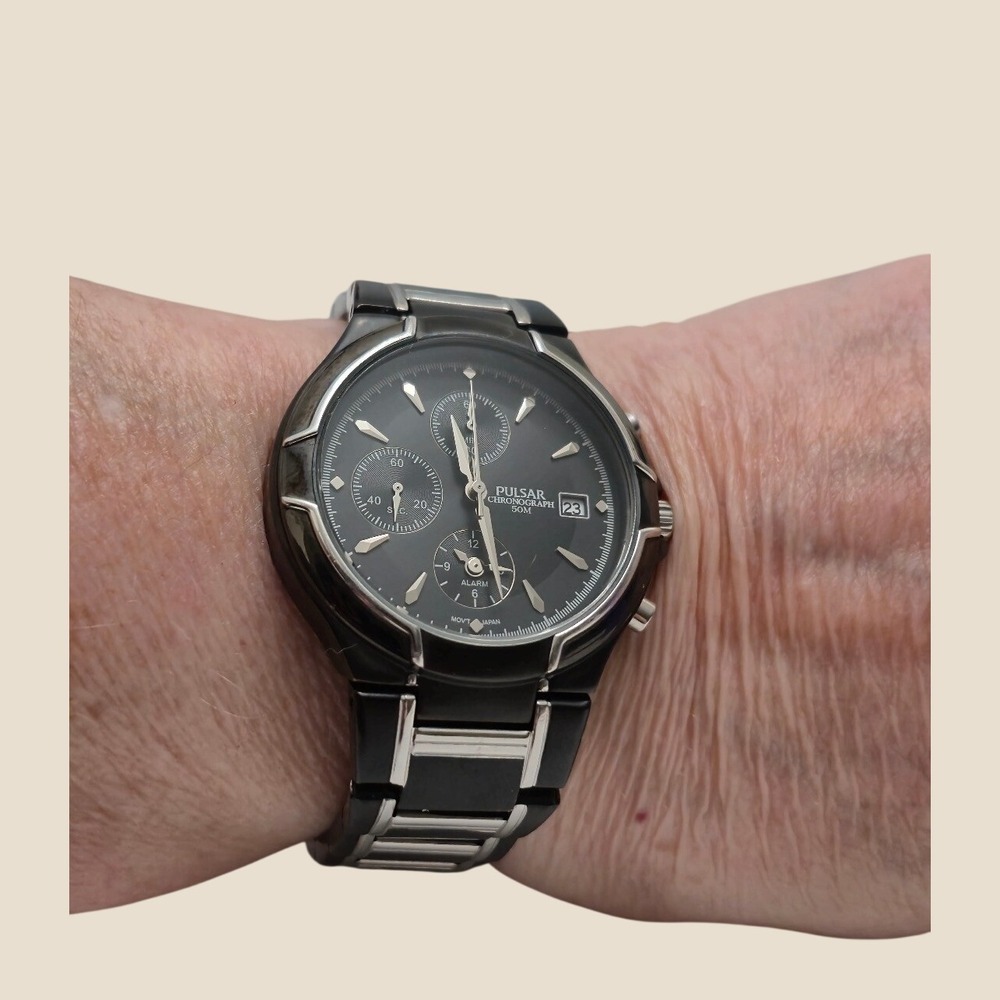 Pulsar Chronograph Watch Mens OS Black Silver PF3547 Alarm Date Money Sport